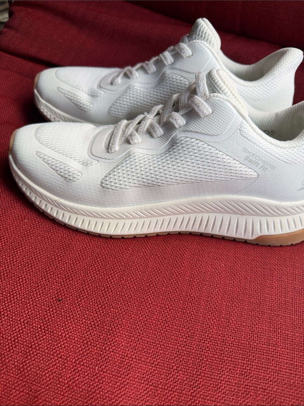 Skechers White Swift Fit Hands Free Lightweight Walking Sneakers 7